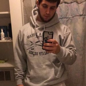 Meet your Posher, Curtis